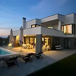 Boiky - Private Pool And Amazing Sea View, Istria Villa