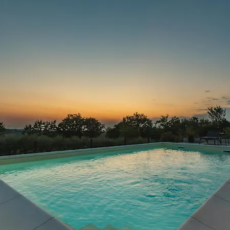 Boiky - Private Pool And Amazing Sea View, Istria