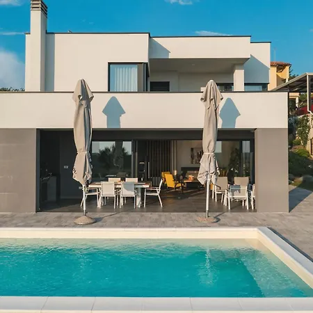 ヴィラ Boiky - Private Pool And Amazing Sea View, Istria